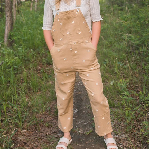 The Daisy Overalls - Picture 2 of 4